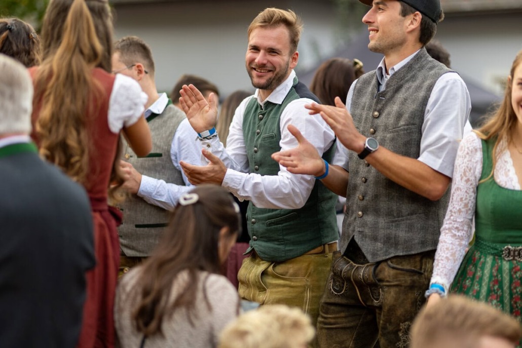Jugend am Dirndlkirtag