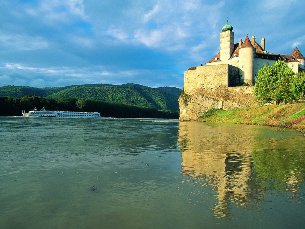 Flusslandschaft Wachau Schönbühel nahe Melk