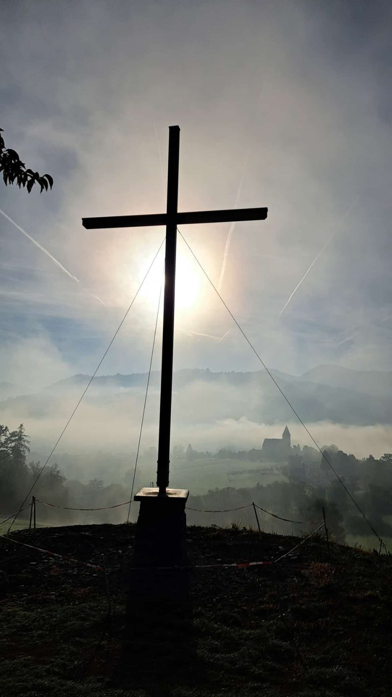 Hiebelkreuz Kirchberg bei der Martinskirche (Foto: G. Hackner)
